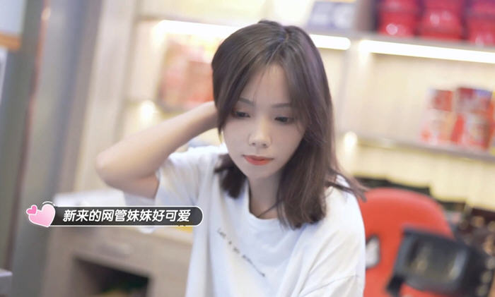 《完蛋我也能追到美女了》官方中文版 真人互动恋爱游戏 3.7G